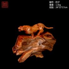 善也太行崖柏摆件豹子