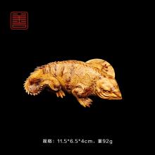 善也太行崖柏手把件《蜥蜴》