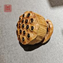 善也太行崖柏手把件《莲蓬》