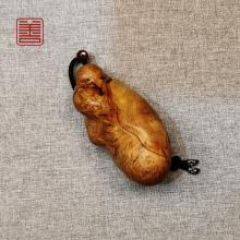 善也太行崖柏蚂蚁腿手把件