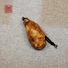 善也太行崖柏蚂蚁腿手把件