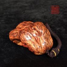 善也堂太行崖柏变异瘤手把件