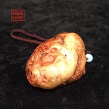 善也堂太行崖柏云纹骨料手把件