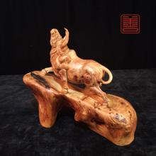 善也堂太行崖柏摆件《牛气冲天》