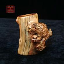 善也堂太行崖柏摆件《豹子笔筒》