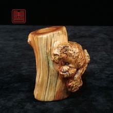 善也堂太行崖柏摆件《豹子笔筒》